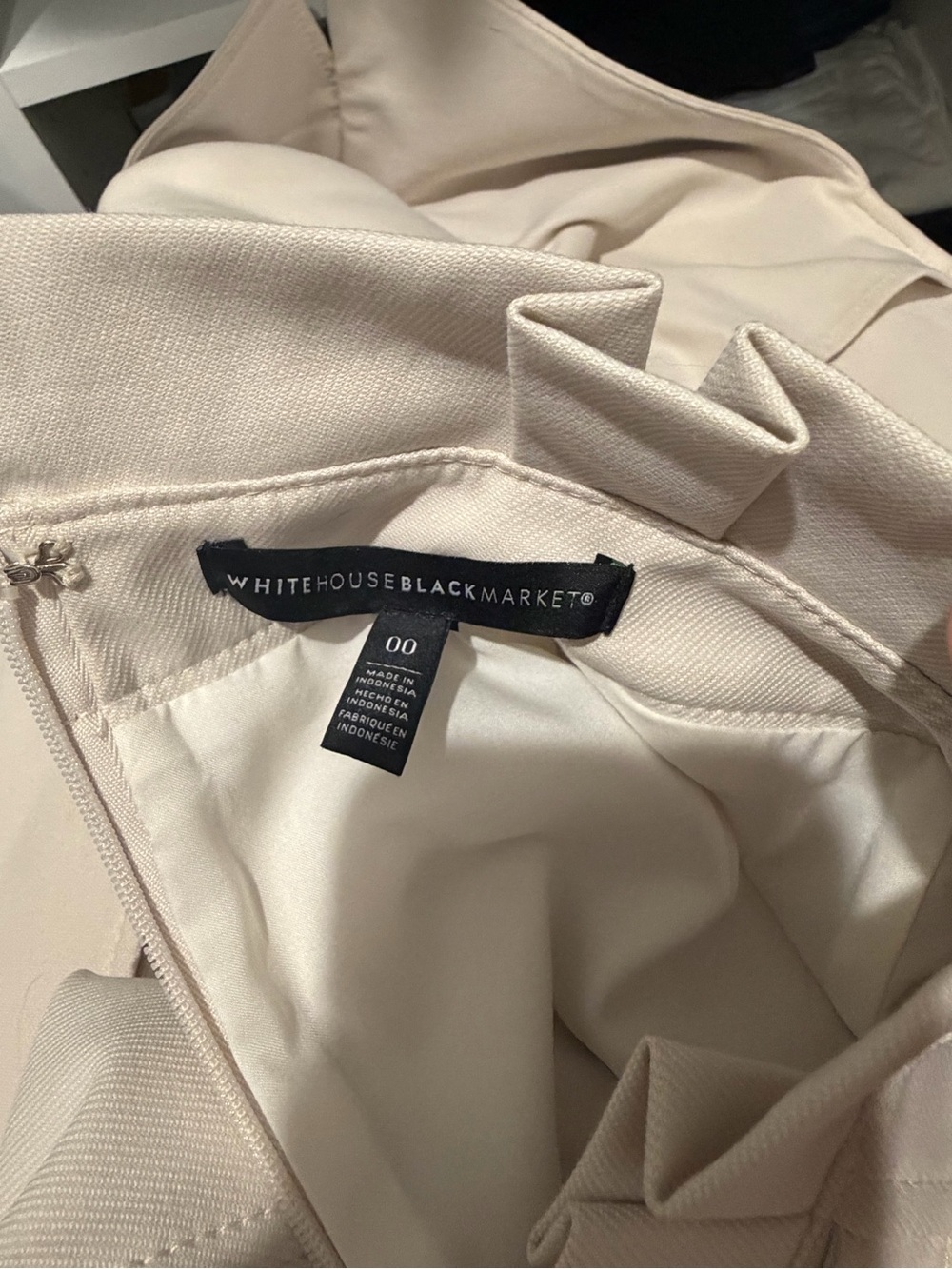 WHBM Classic Cream Suit Skirt + Blazer - Picture 5 of 6